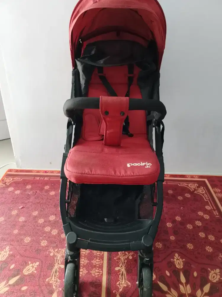 Stroller bayi (Pacific jr)