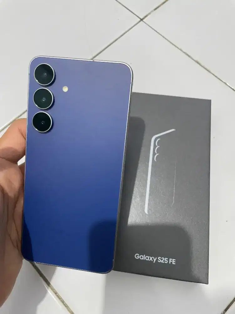 Samsung Galaxy S25 FE