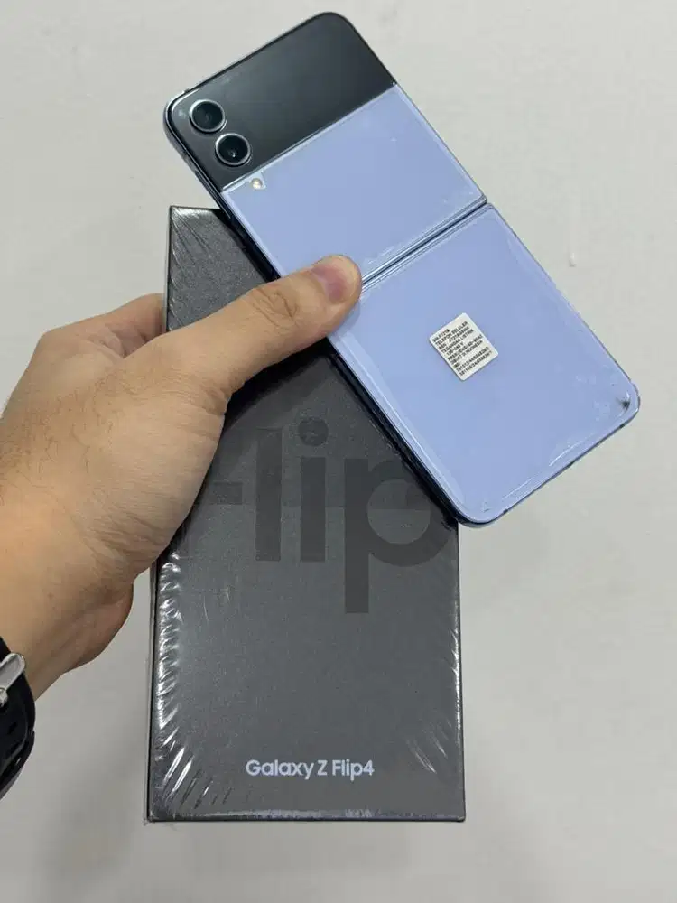 Samsung Z Flip 4 5G Blue 8/256Gb (SEIN)