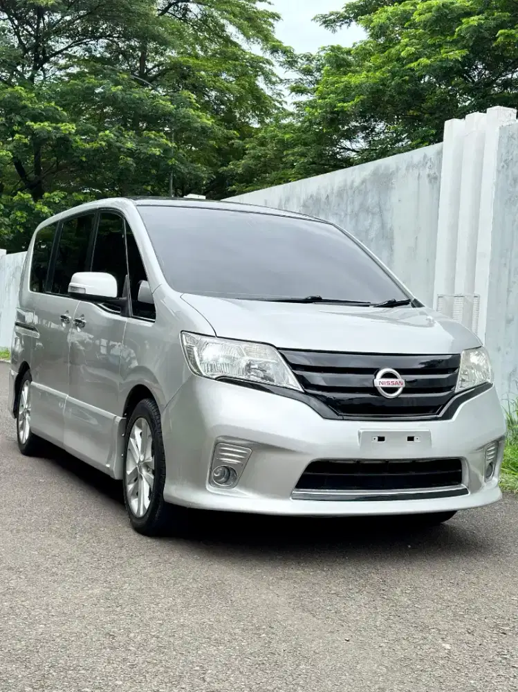 Nissan Serena HWS 2013 termurah 90jtan pemakai