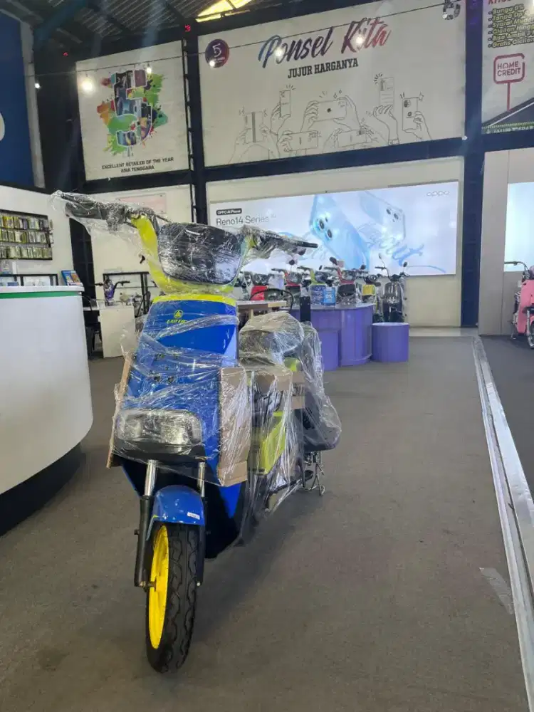 OBRAL SPESIAL AKHIR TAHUN POTONGAN GILA AN HINGGA 1 JUTA AN