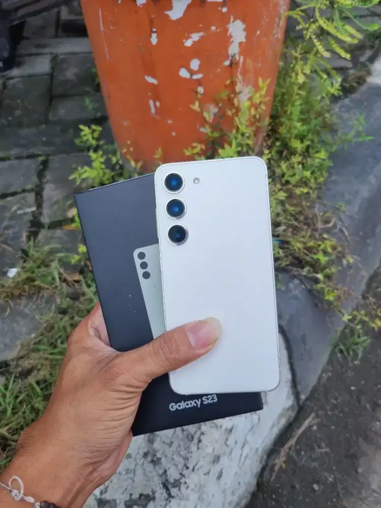 Samsung Galaxy S23 Second/Sein 8/256 GB Fullset