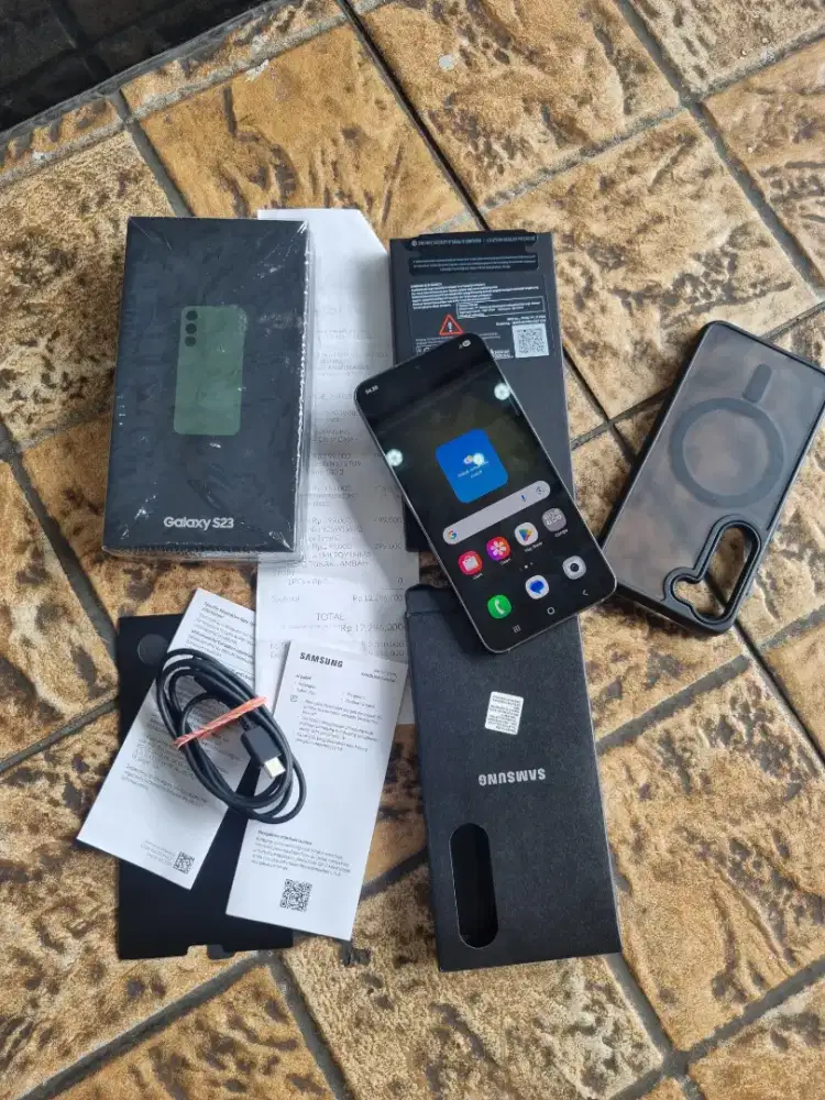 Samsung Galaxy S23 Second/Sein 8/256 GB Fullset