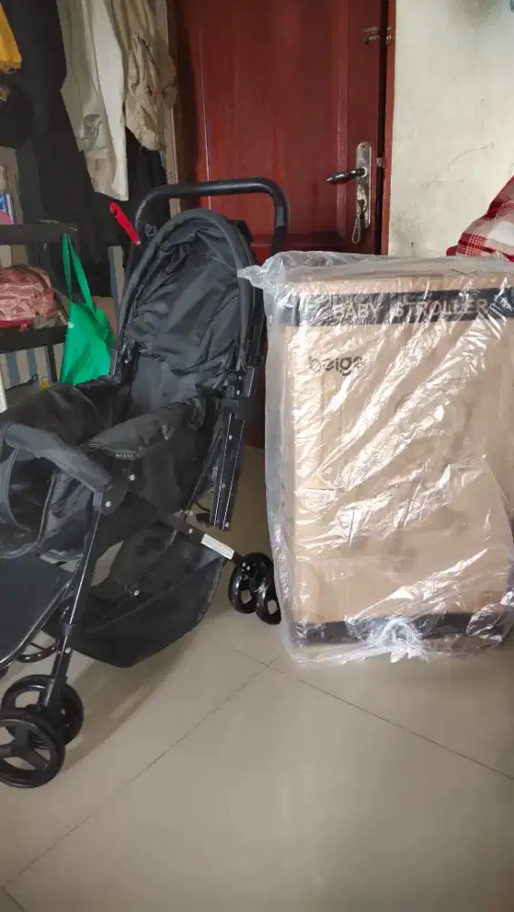 Stroller baby beige
