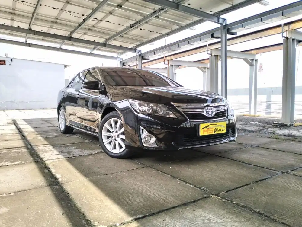 Toyota Camry 2.5 Hybrid Metic 2012