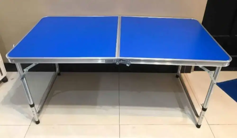 Meja lipat untuk dagang