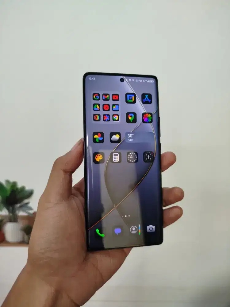 tecno spark 20 pro plus 8+8/256gb