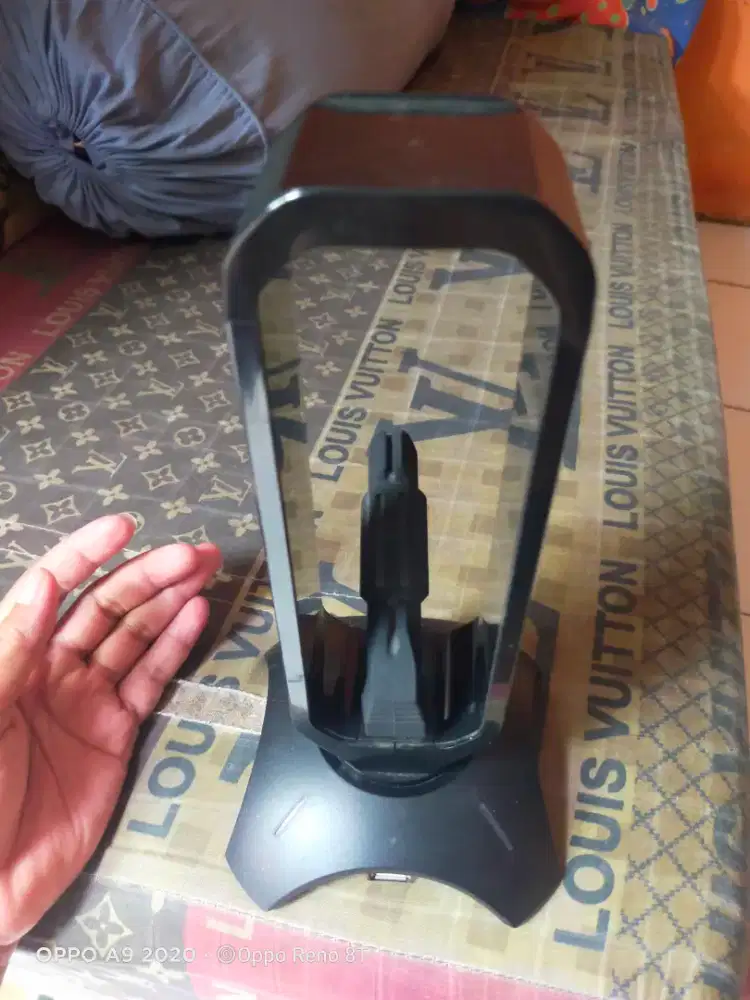 Rexus Bungge J3 RGB Headset Stand