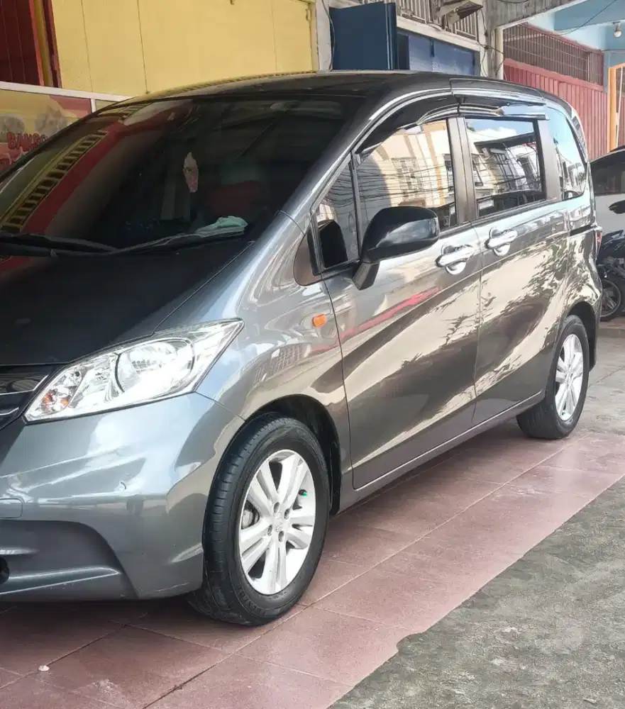 Honda Freed 2013