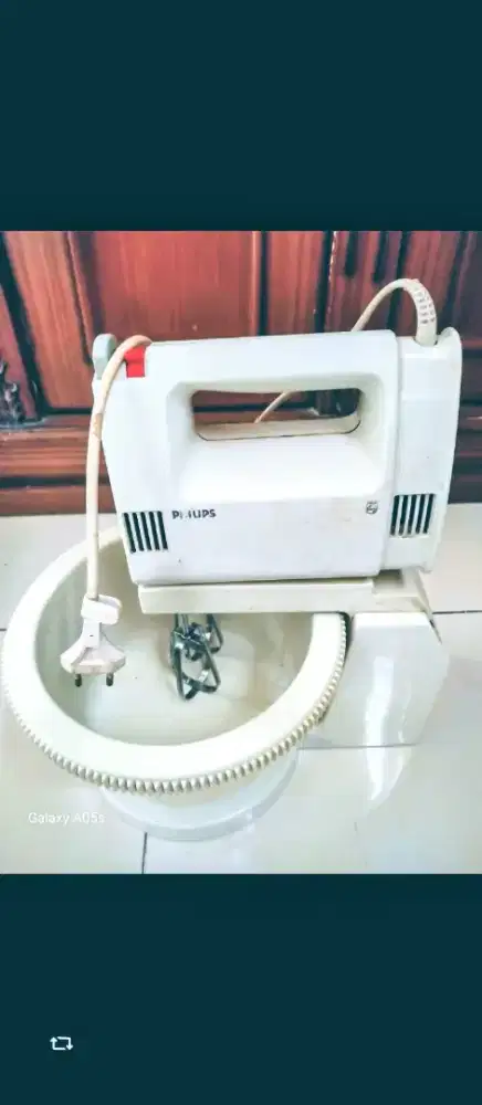 Mixer kue Philips