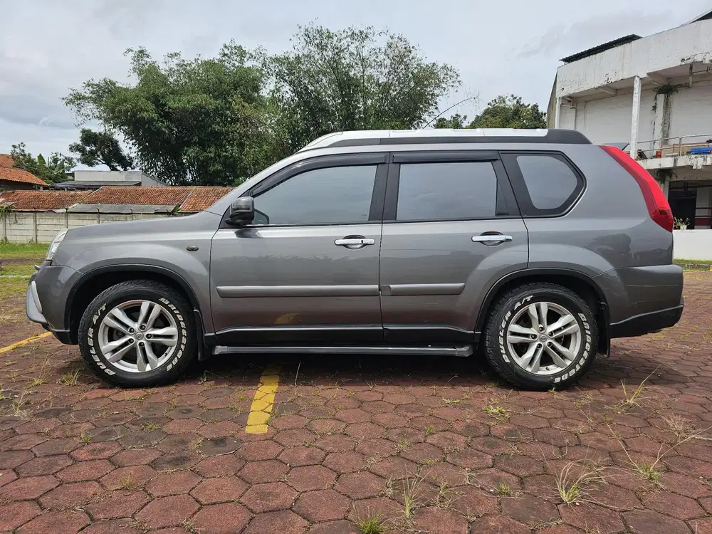 Nissan X-Trail 2012 Bensin