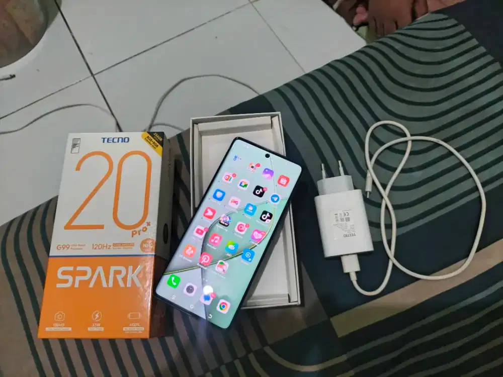 Tecno spark 20 pro plus 8/256