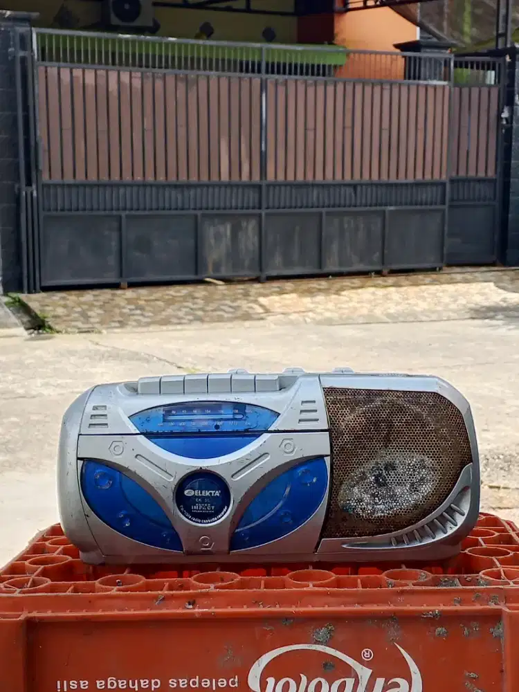 Radio Cassatte Elektra