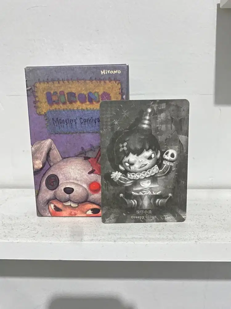 hirono monsters carnival (box di buka dari bawah utk melihat kartu)