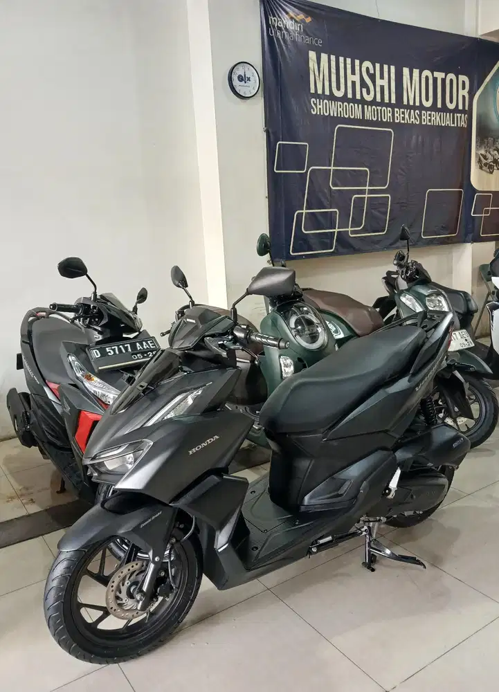VARIO 160 CBS KEYLESS TAHUN 2022, SEPERTI BARU, MUHSHI MOTOR.