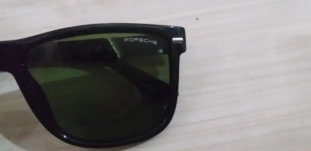 Kacamata merek RAYBAN orginal