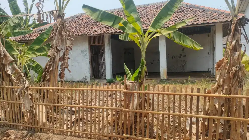 DIJUAL TANAH DAN BANGUNAN MURAH MERIAH