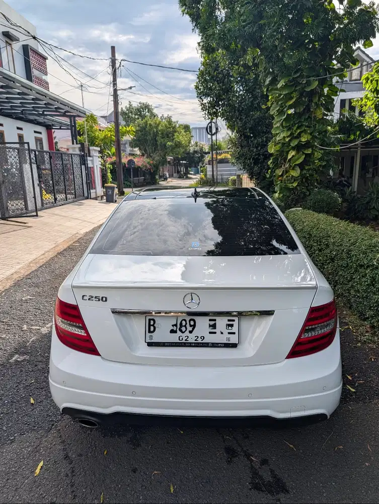 Mercedes-Benz C250 AMG Plus Edition Tahun 2013