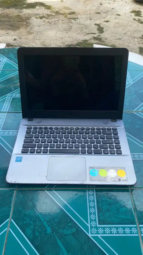 LAPTOP BEKAS ASUS 900 RIBU