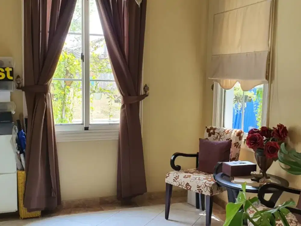 DIJUAL RUMAH SEBELAH LAURENSIA SCHOOL- SUTERA NARADA, ALAM SUTERA, TANGERANG SELATAN