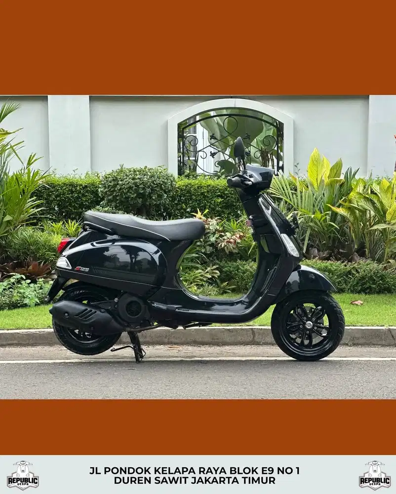 PIAGGIO VESPA S125 IGET TH 2021 WARNA BLACK VOLCANO PERFECT CONDITION