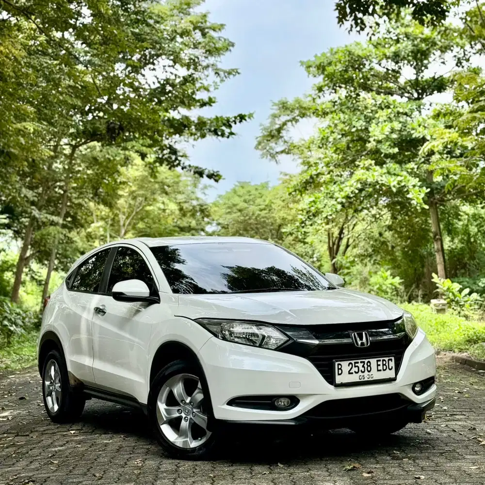 LOW KM HR-V E CVT RECORD HONDA