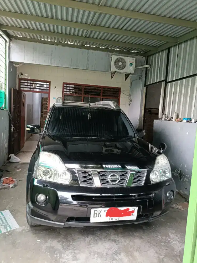 Nissan X-Trail 2010 Bensin