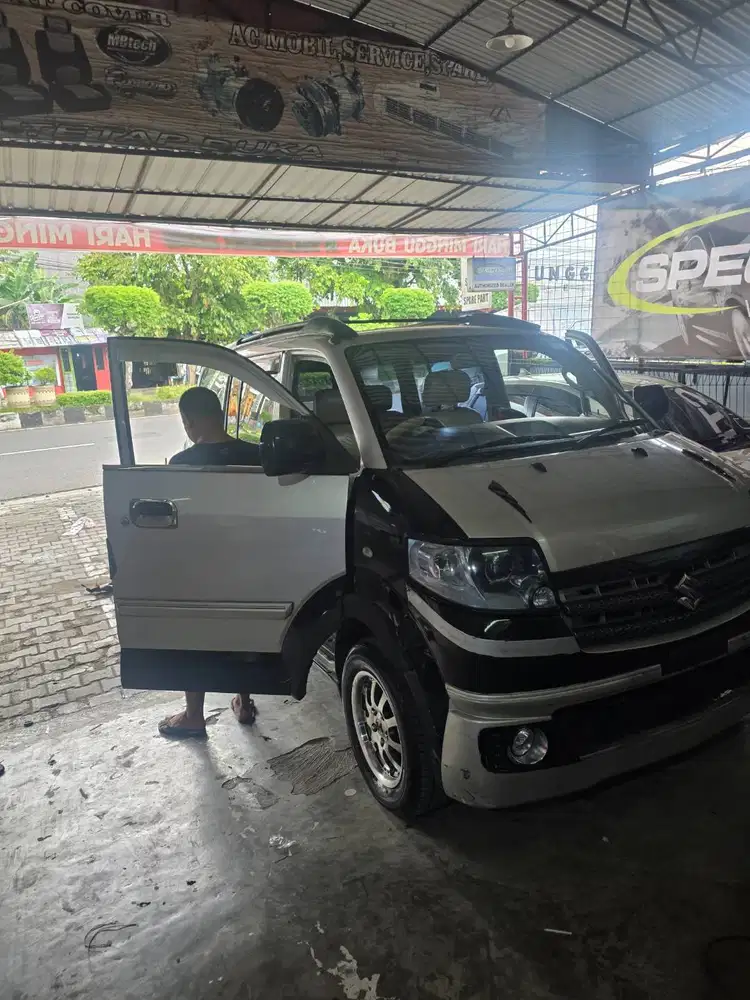APV Deluxe 1.5MT