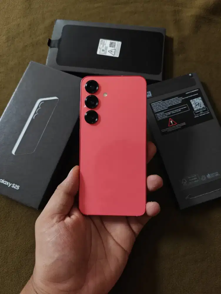 Samsung S25 Basic 12/512 Coralred