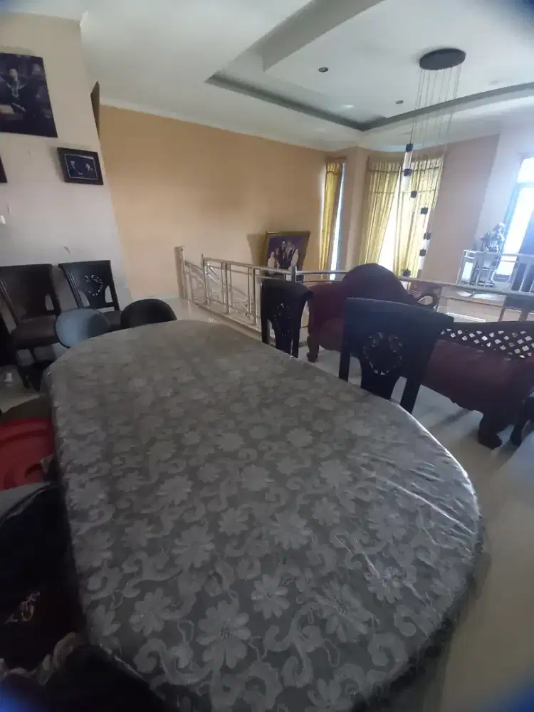 Jual Meja Makan Besar