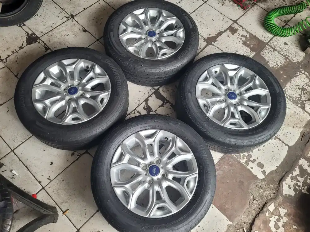 Velg ford eco sport R16 pcd 110 paket ban second 4pcs terima tt