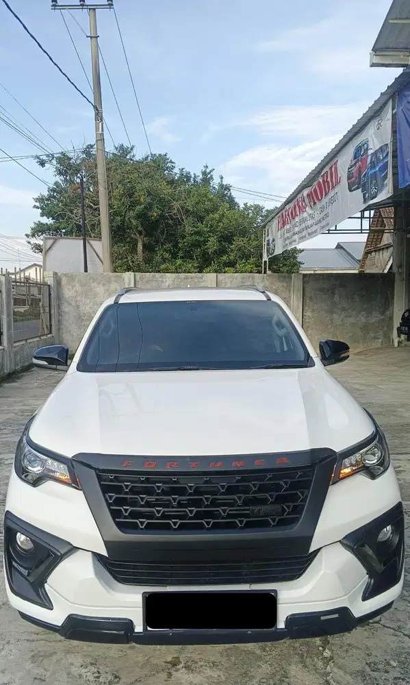 VRZ 2.4 TRD Autometik diesel 2017