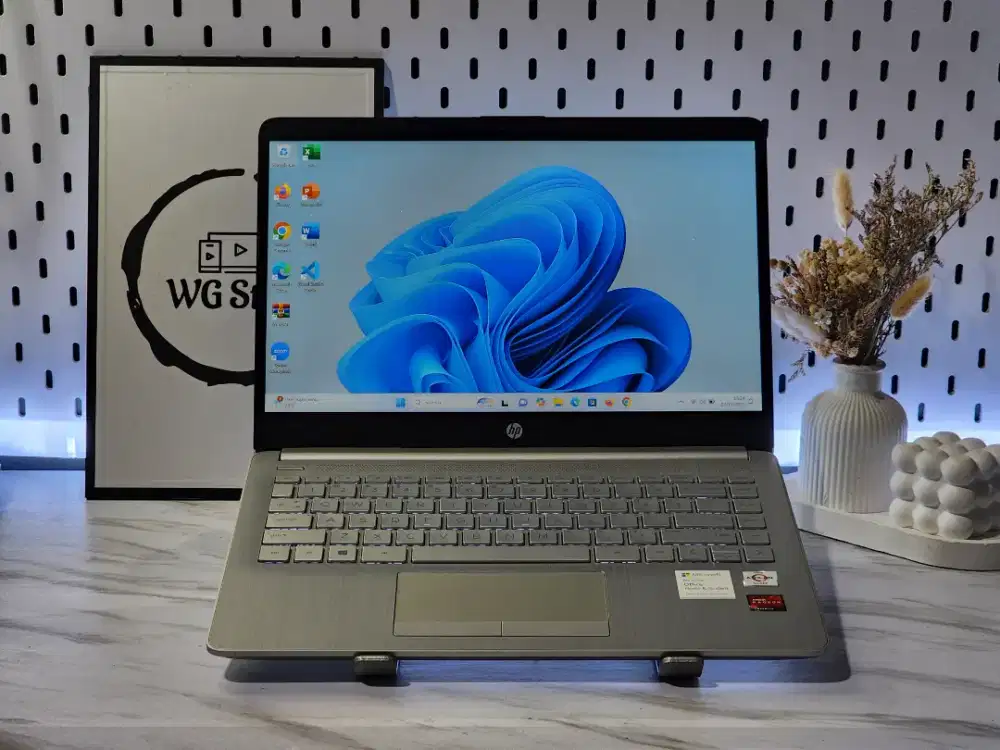 Laptop Hp 14s Amd Athlon Silver Ram 8GB SSD 256GB