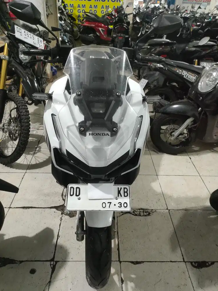 Honda ADV abs 150cc 2020 putih hitam