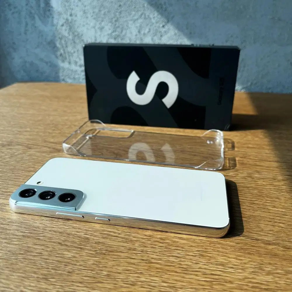 Samsung Galaxy S22 8/256 GB Fullset