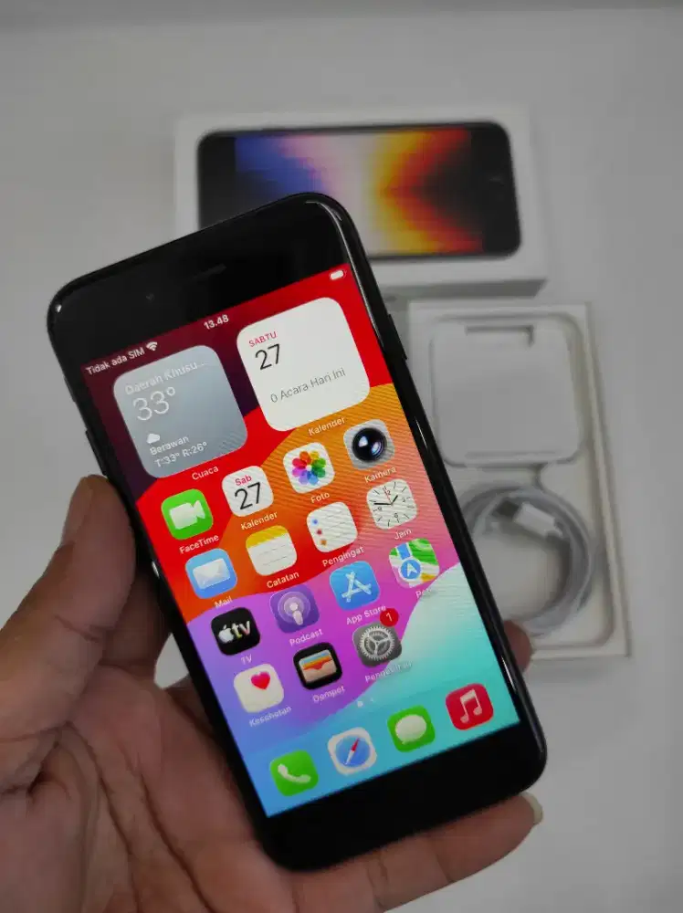 Iphone SE gen 3 128
Garansi Resmi
Bh 100%
Mulus 98%
Fullset original