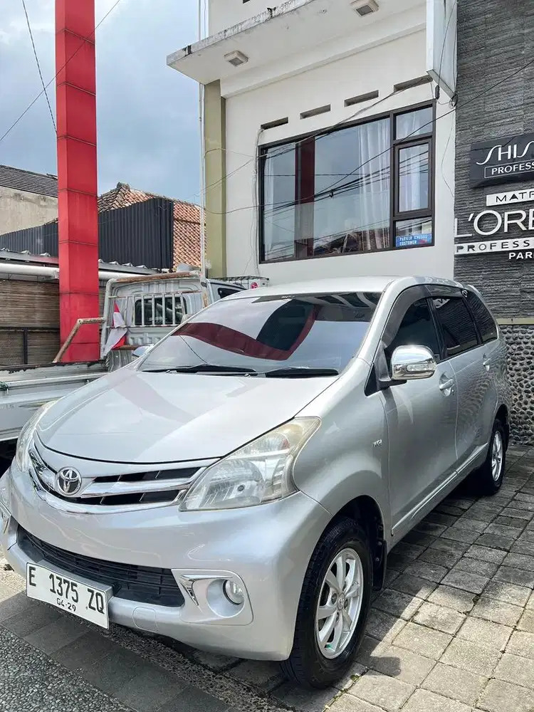 Avanza tipe g 2012 matik