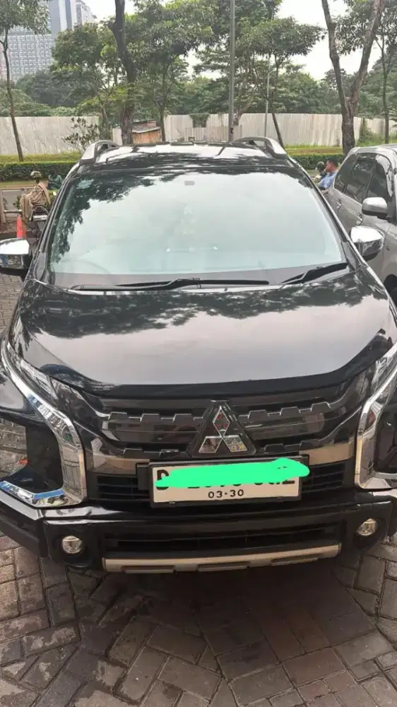 Mitsubishi expander cross dijual