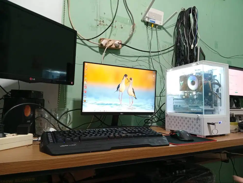 1 set PC ryzen 5 + RTX 3050 + lg 22 hdmi