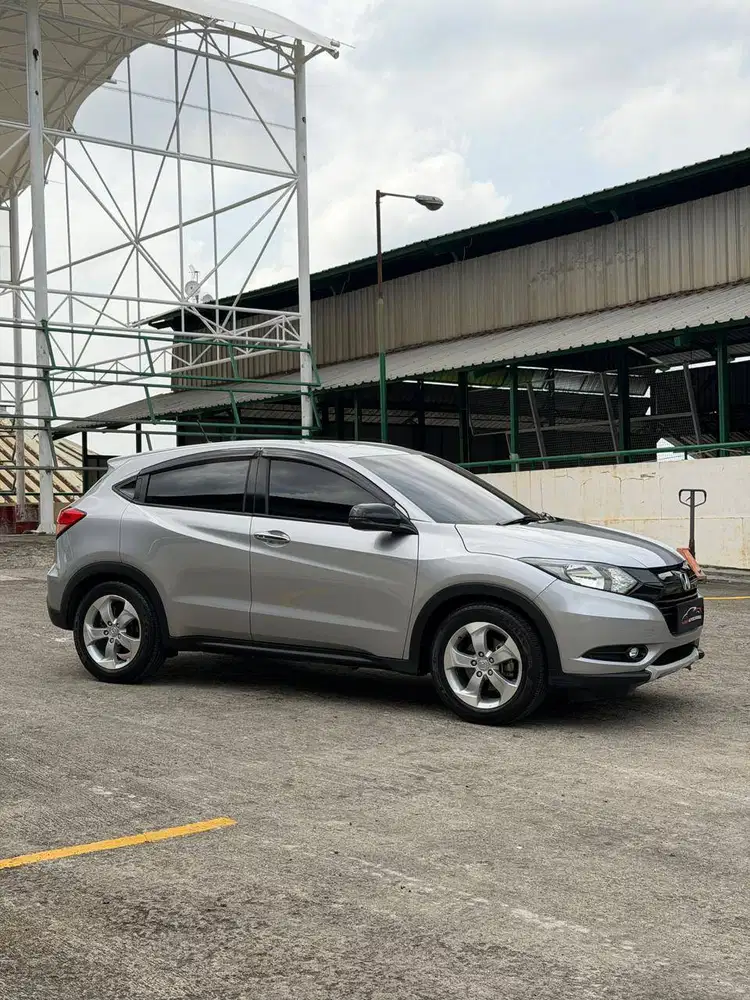 [Low KM] Honda HRV E CVT Automatic 2016 Cat Original 100%