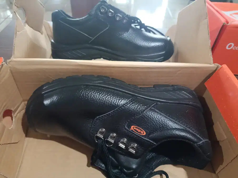 Sepatu Safty Dr. OSHA