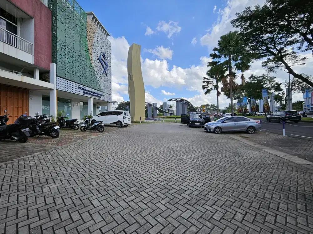 Di Jual Ruko Ukuran Besar Di Kawasan Spring, Gading Serpong
