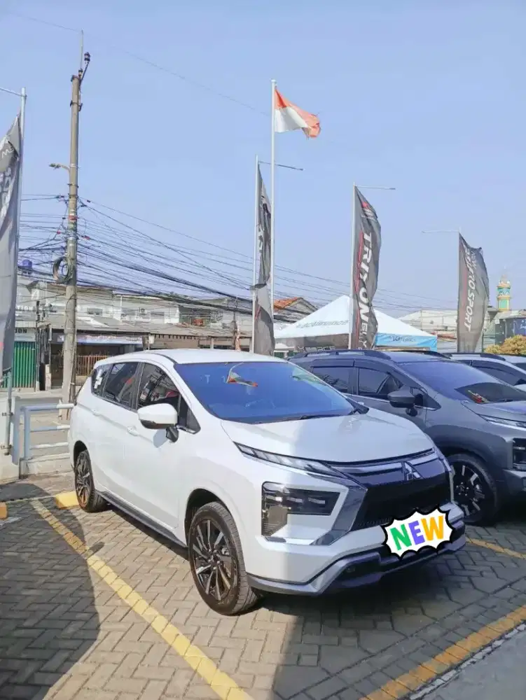 Mitsubishi Xpander 1.5 Ultimate cvt thn 2025 unit istimewa