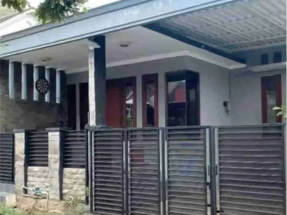 DISEWAKAN RUMAH BAGUS MODERN BERINGIN NGALIYAN