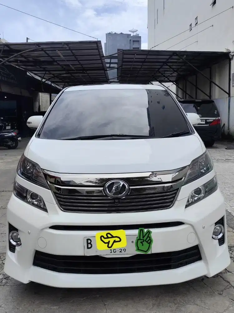Toyota vellfire ZG PREMIUM SOUND 2014 harga cash