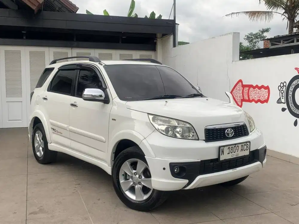 Toyota Rush 1.5 TRS Sportivo 2014 Matic