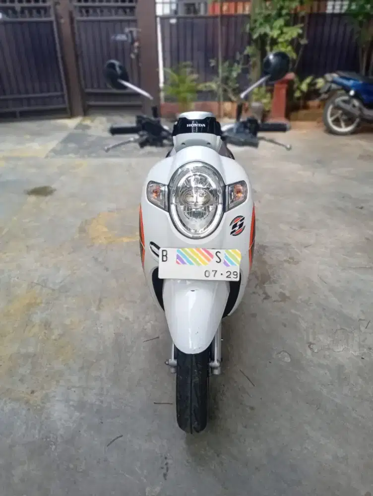 Honda scoopy 2019 iss