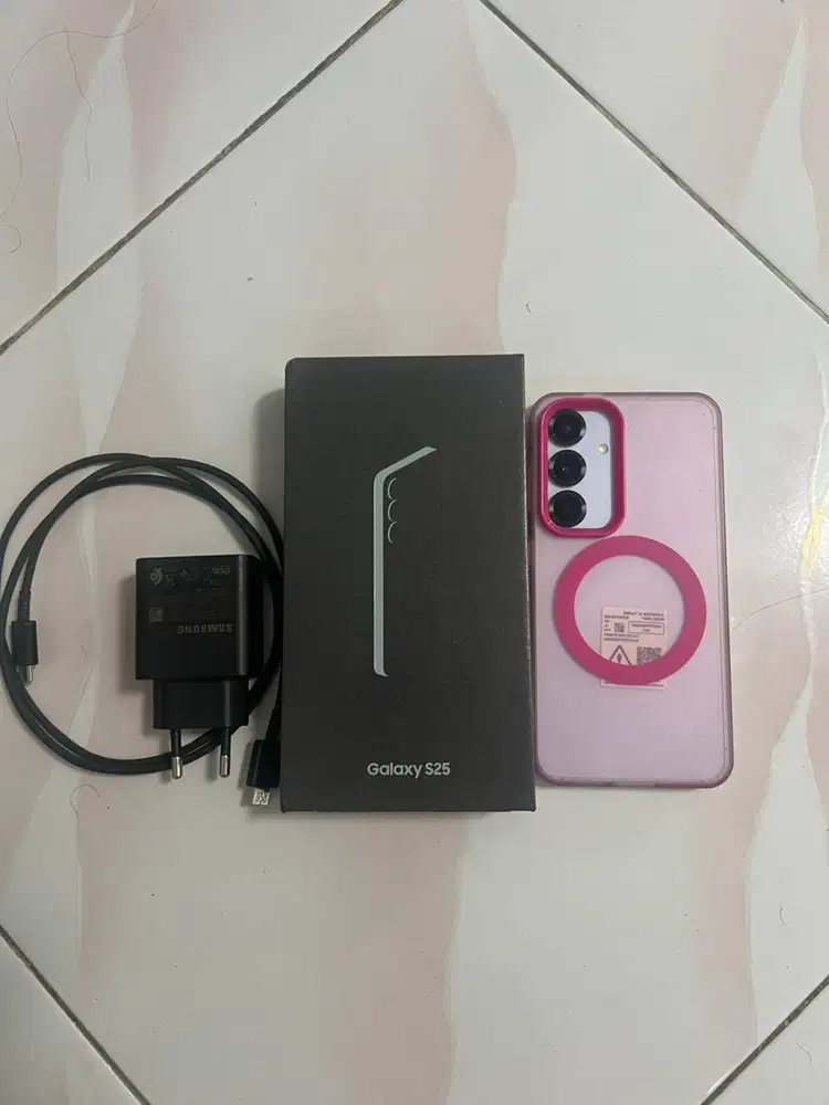 SAMSUNG GALAXY S25 12/256 (Baru pakai 6 bulan) GARANSI PANJANG!!