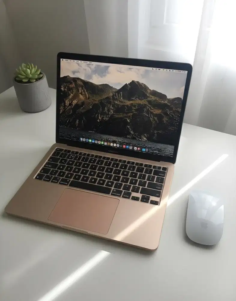 Fullset Macbook Air M1