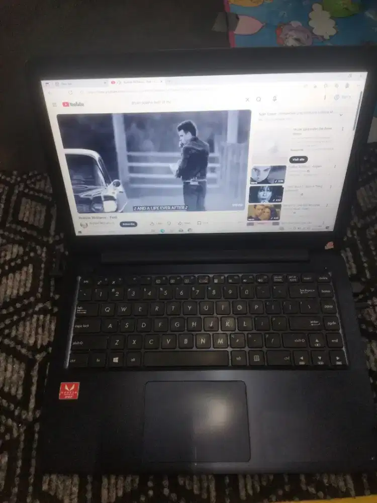 Asus VivoBook E14 E402YA